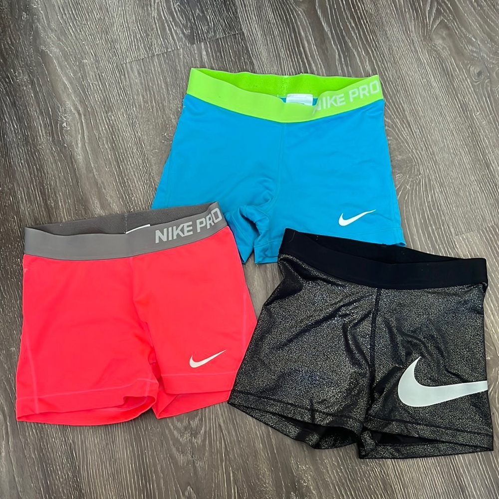 Nike Spandex Bundle size S